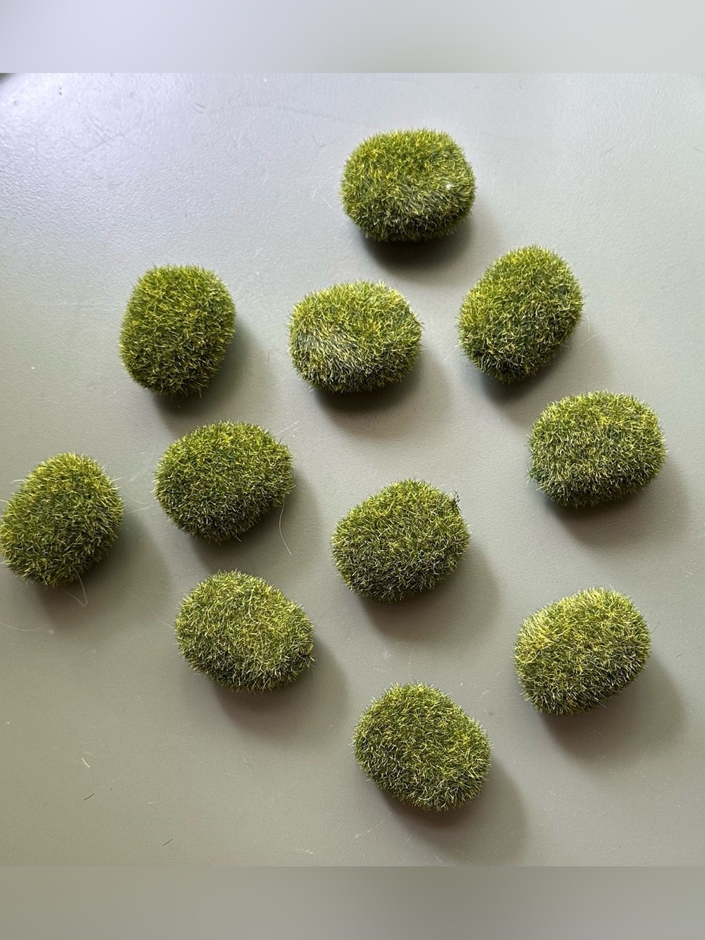 Faux moss • strong refrigerator magnets • set of 11 - Picture 1 of 3